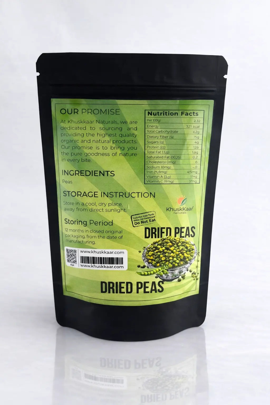 close view of dehydrated whole green peas